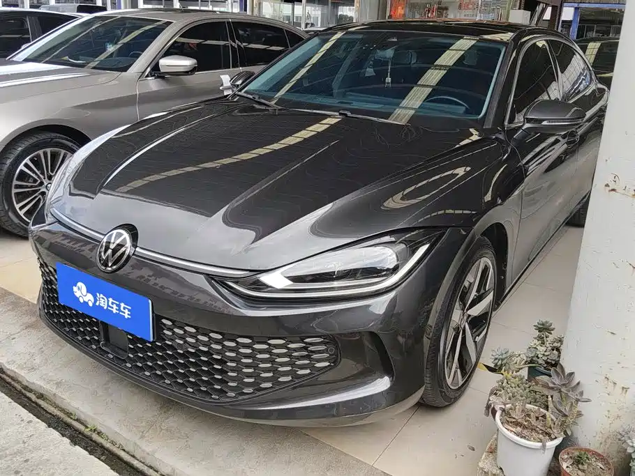 Volkswagen Lamando
