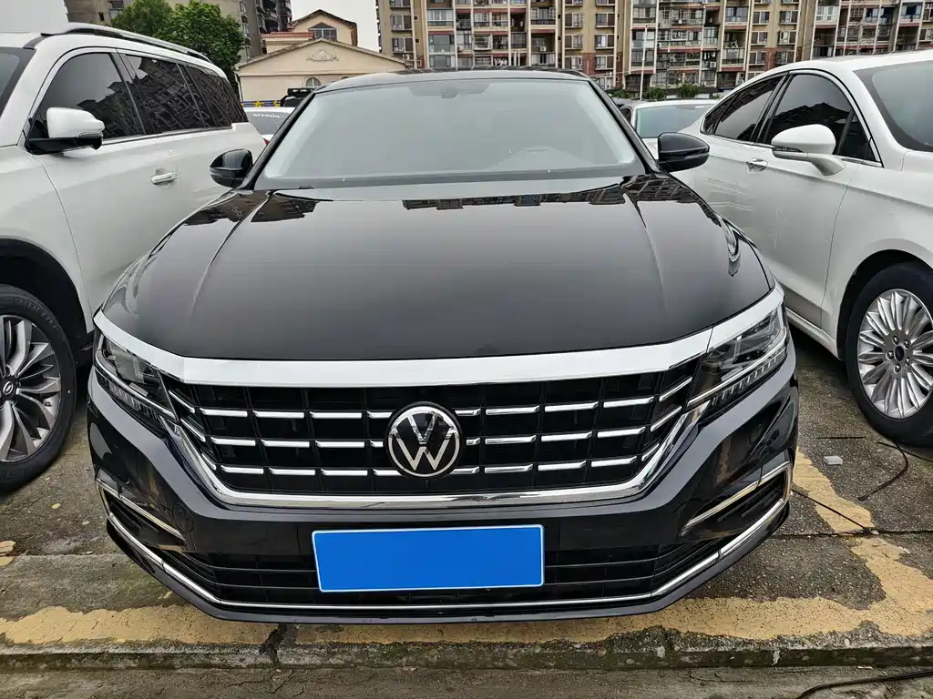 Volkswagen Passat — фото 2
