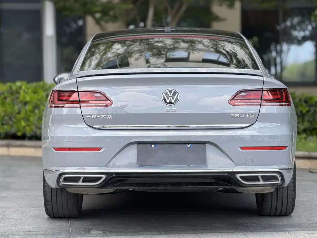 Volkswagen CC — фото 10