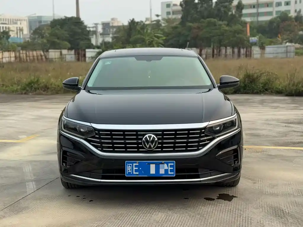 Volkswagen Passat — фото 2