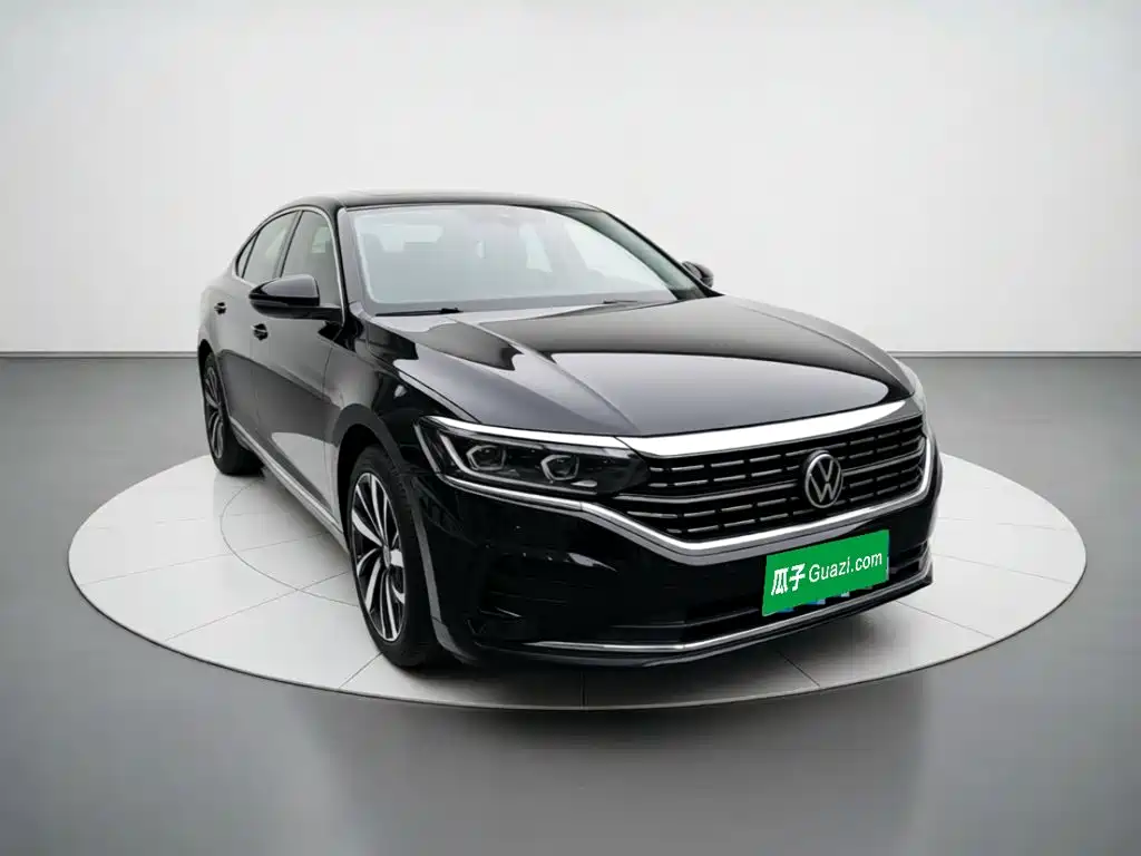 Volkswagen Passat — фото 3
