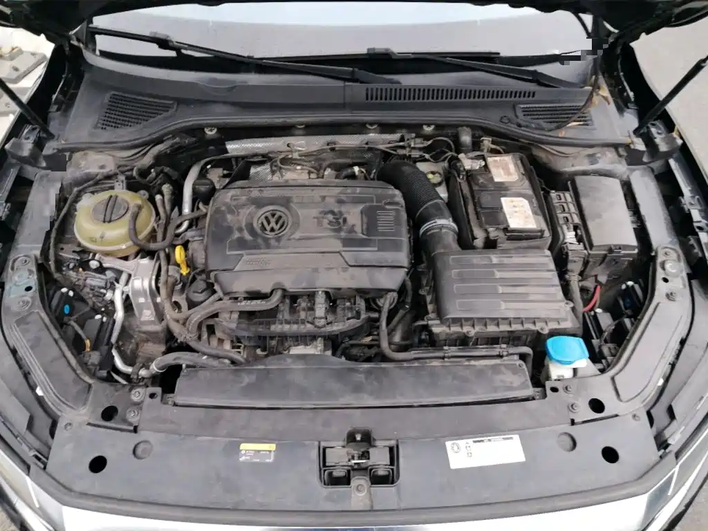 Volkswagen Passat — фото 21