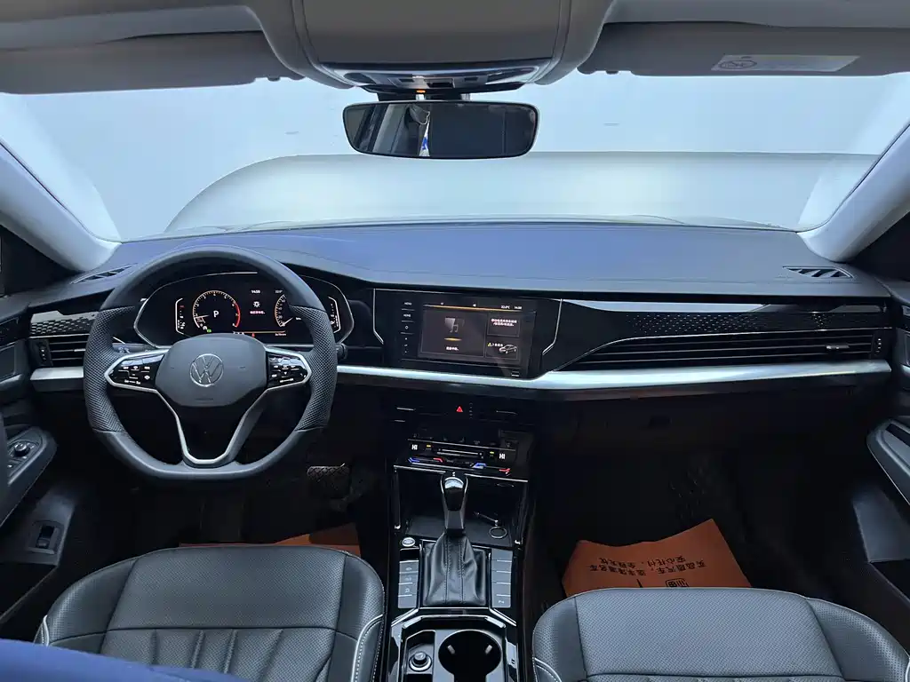 Volkswagen Passat — фото 8