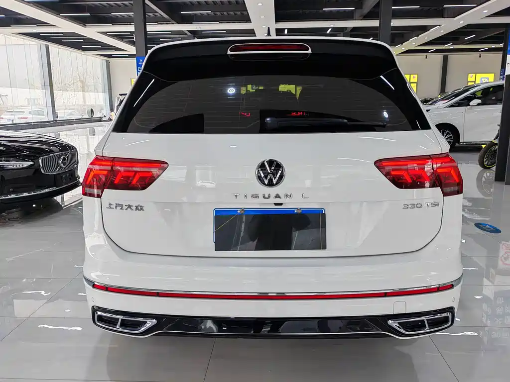 Volkswagen Tiguan L — фото 5