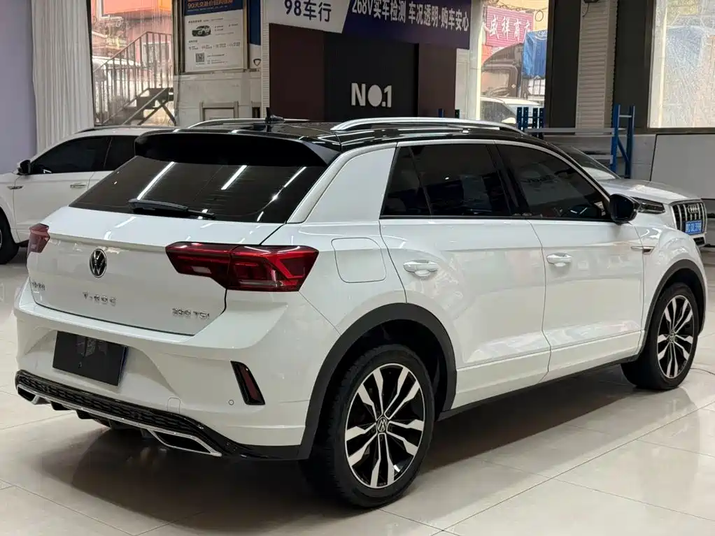 Volkswagen T-Roc — фото 4