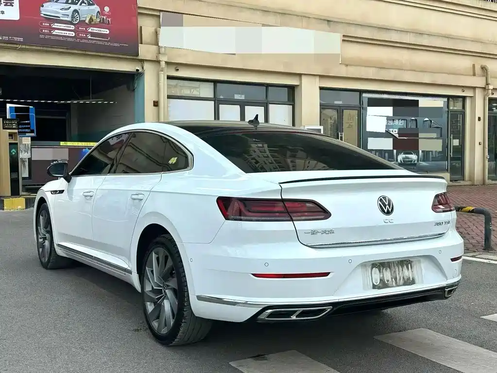 Volkswagen CC — фото 9