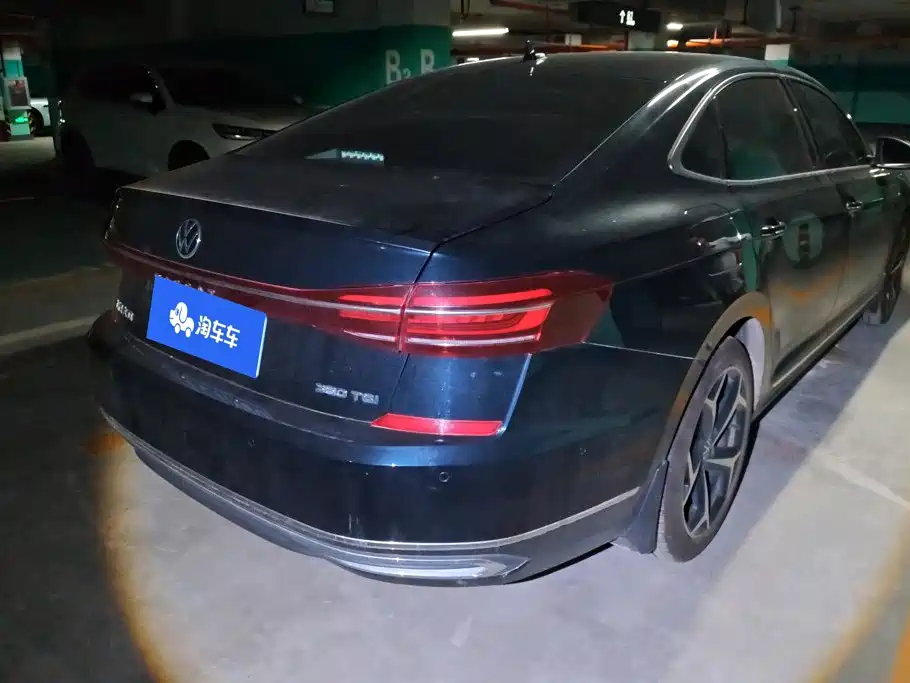 Volkswagen Passat — фото 3