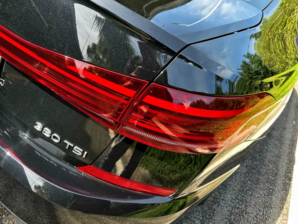Volkswagen Passat — фото 11