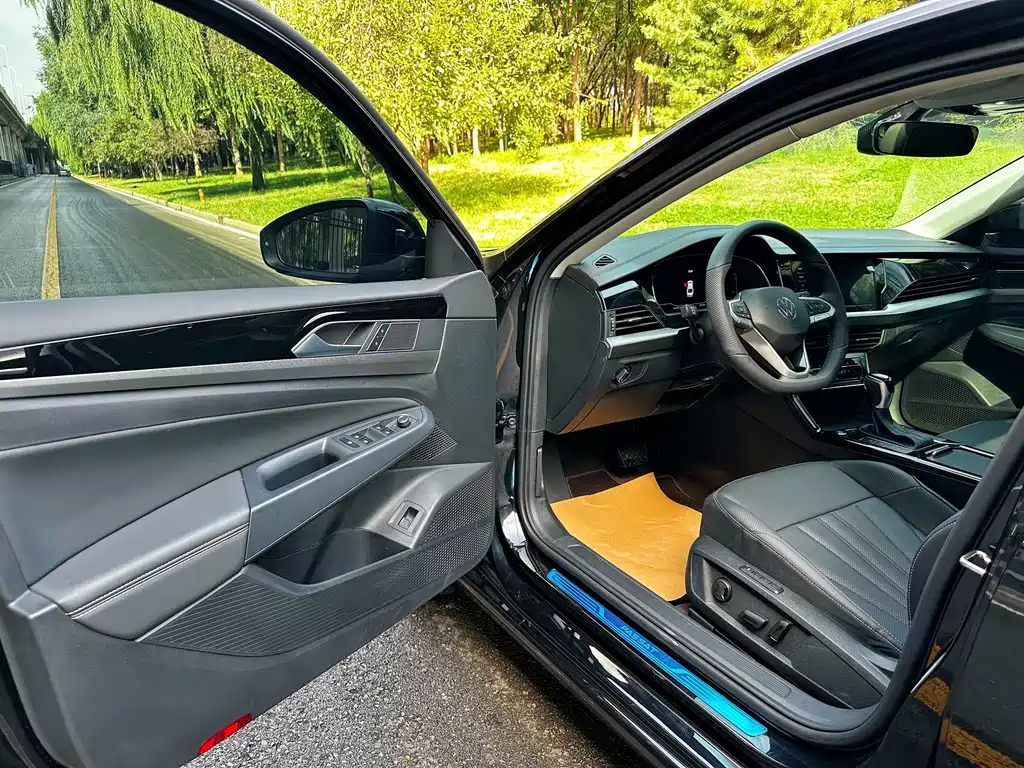 Volkswagen Passat — фото 7