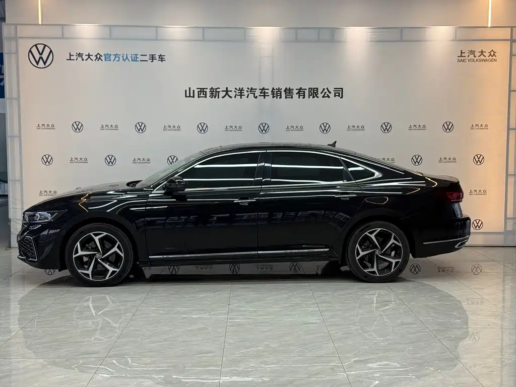 Volkswagen Passat — фото 4