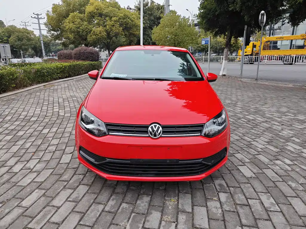 Volkswagen Polo — фото 2