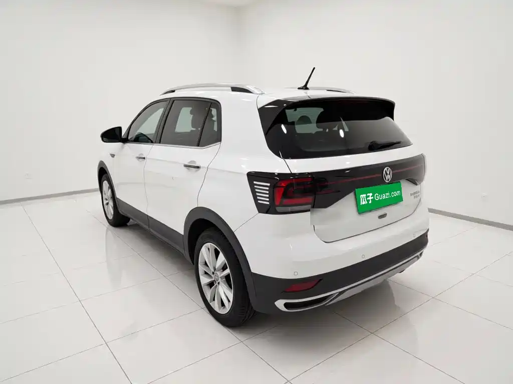 Volkswagen T-Cross — фото 4