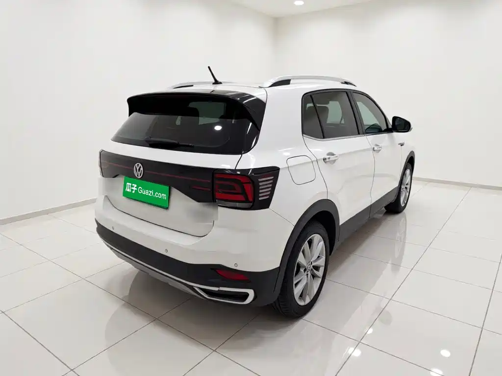 Volkswagen T-Cross — фото 6