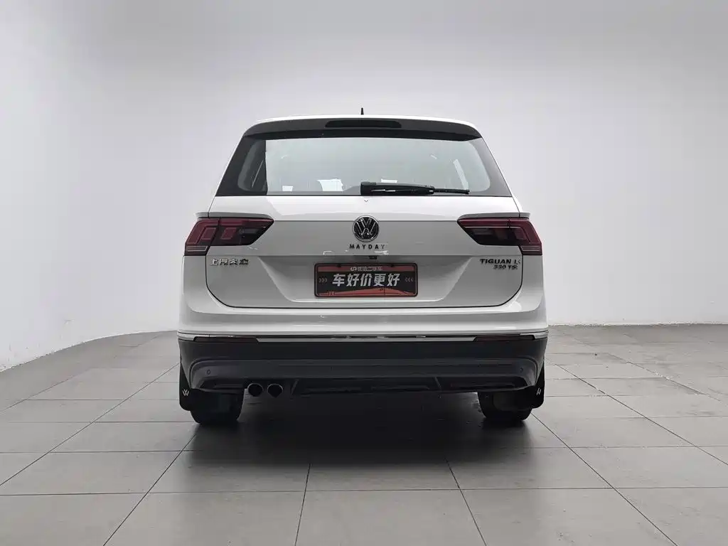 Volkswagen Tiguan L — фото 4