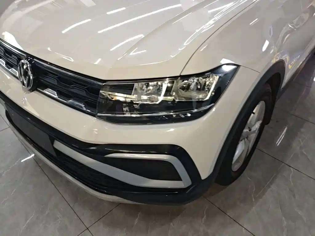Volkswagen T-Cross — фото 24