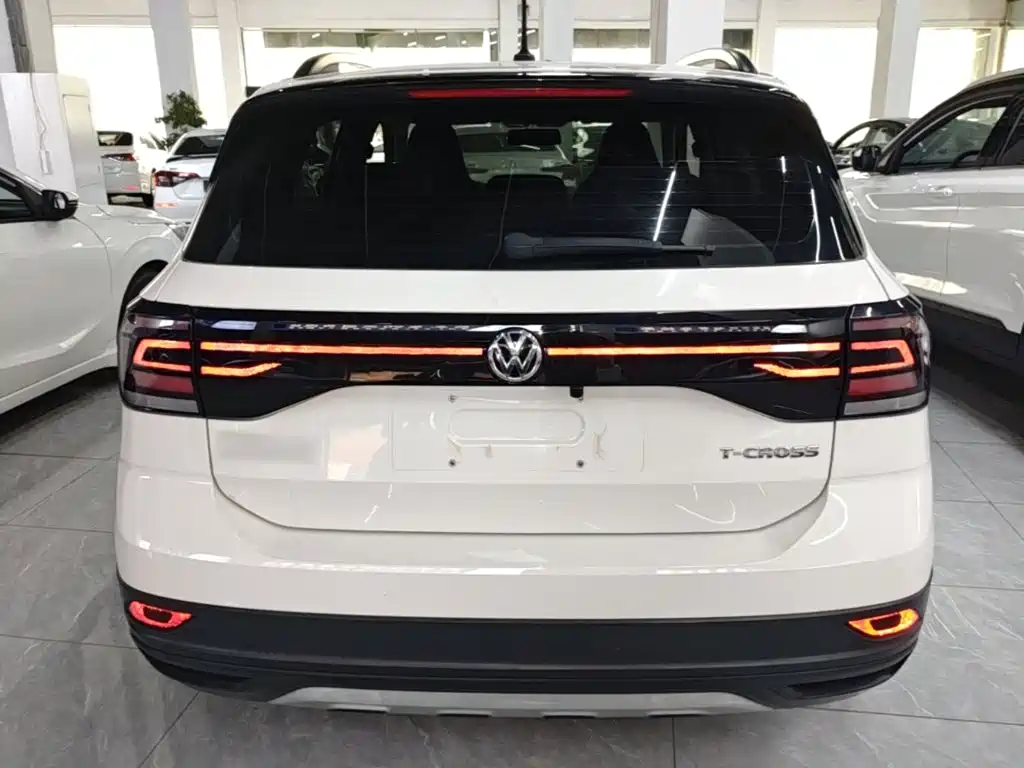 Volkswagen T-Cross — фото 6
