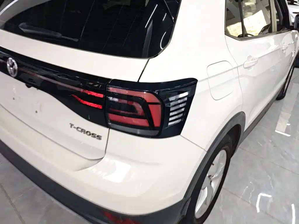 Volkswagen T-Cross — фото 8