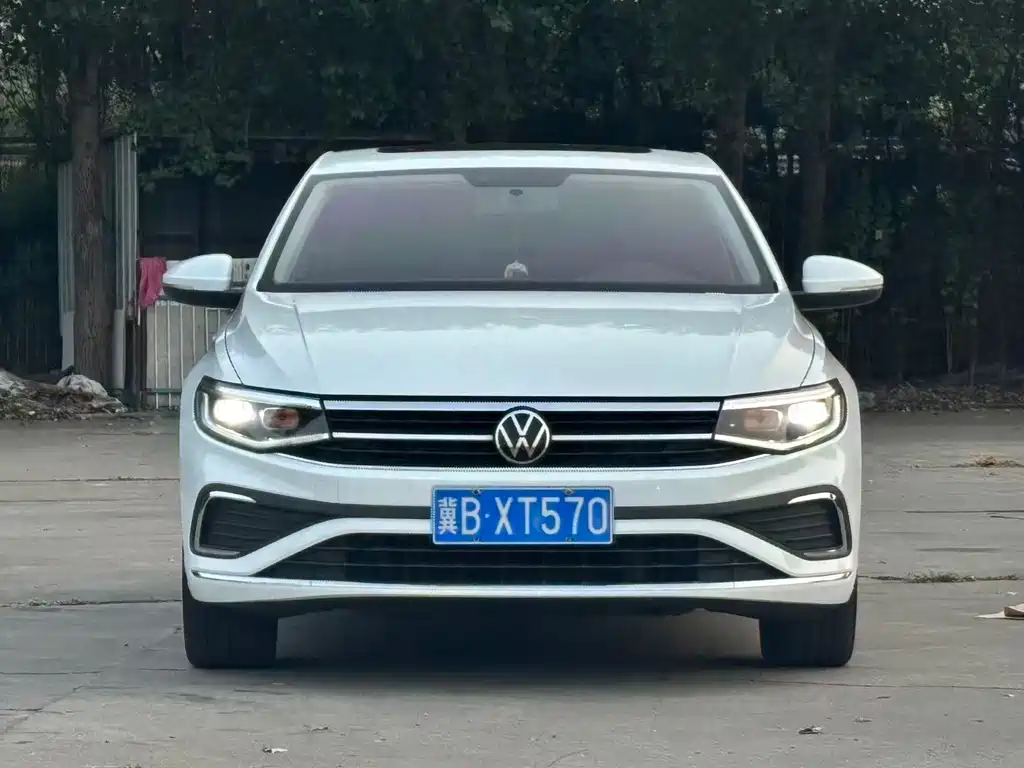 Volkswagen Bora — фото 2