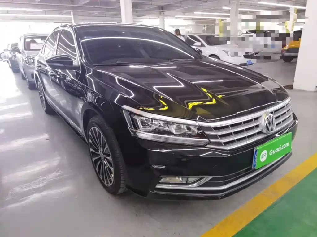 Volkswagen Passat — фото 4