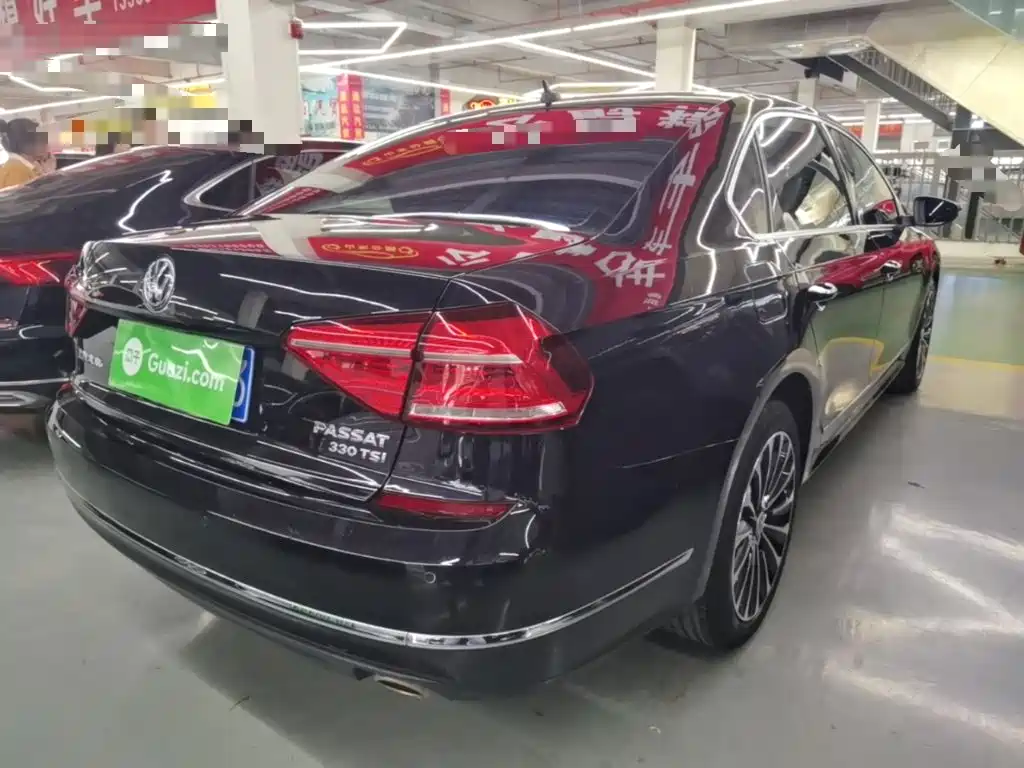 Volkswagen Passat — фото 7