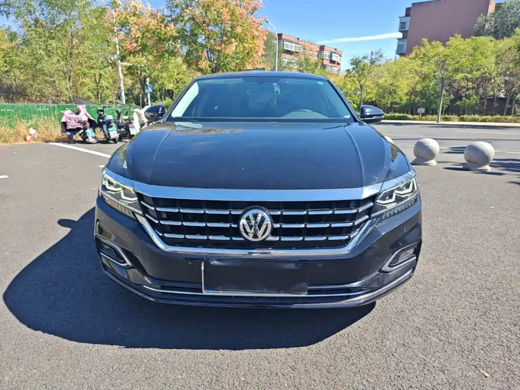 Volkswagen Passat — фото 3