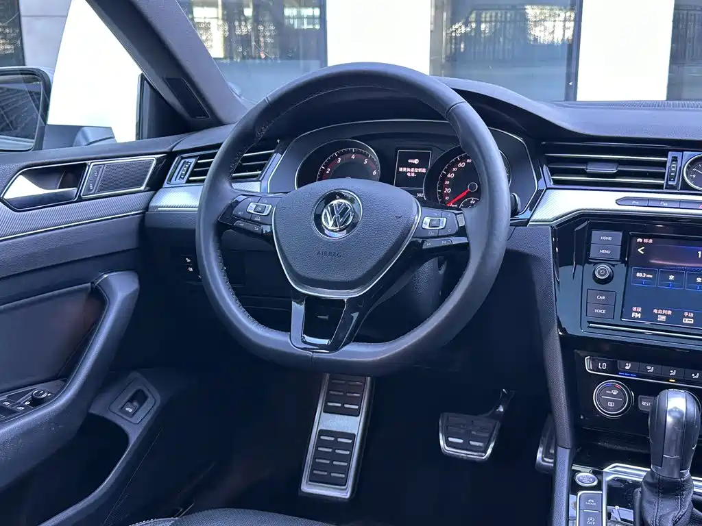 Volkswagen CC — фото 9