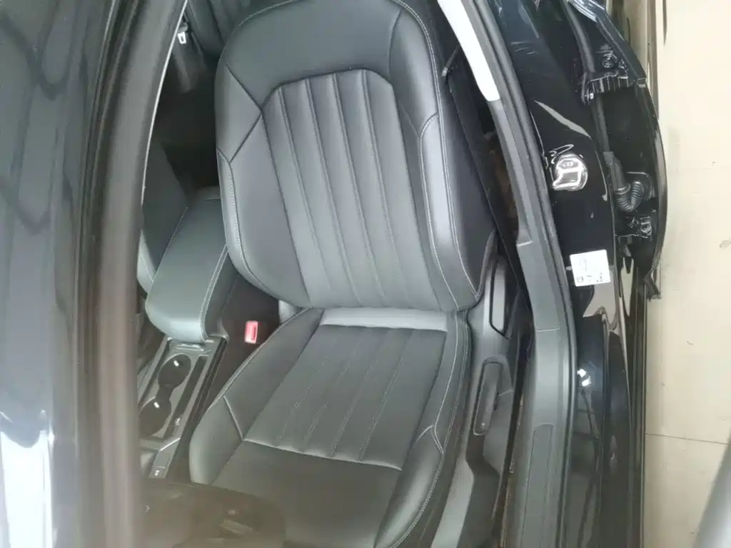 Volkswagen Passat — фото 15