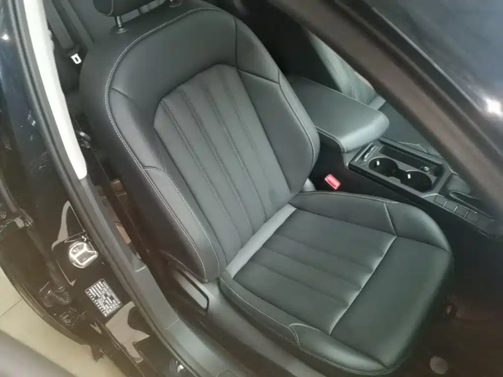 Volkswagen Passat — фото 25