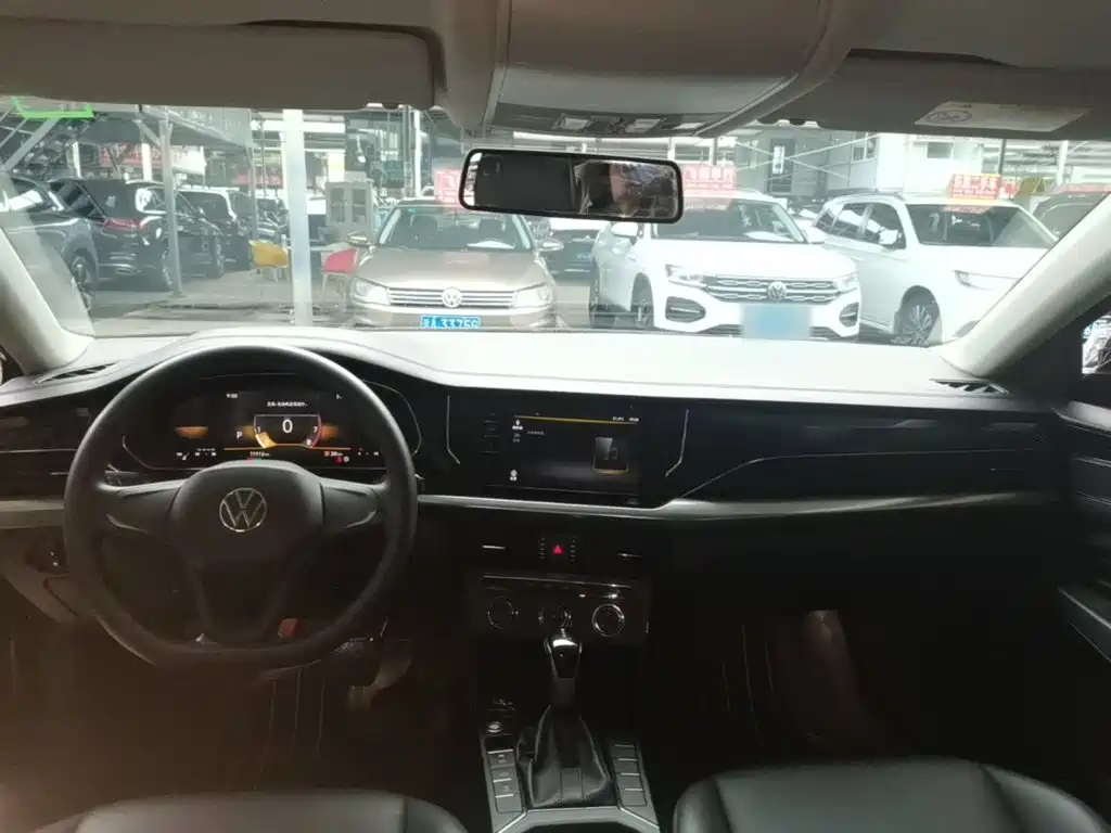 Volkswagen Passat — фото 10
