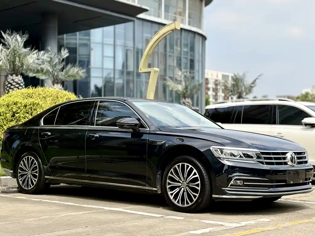 Volkswagen Phideon — фото 3