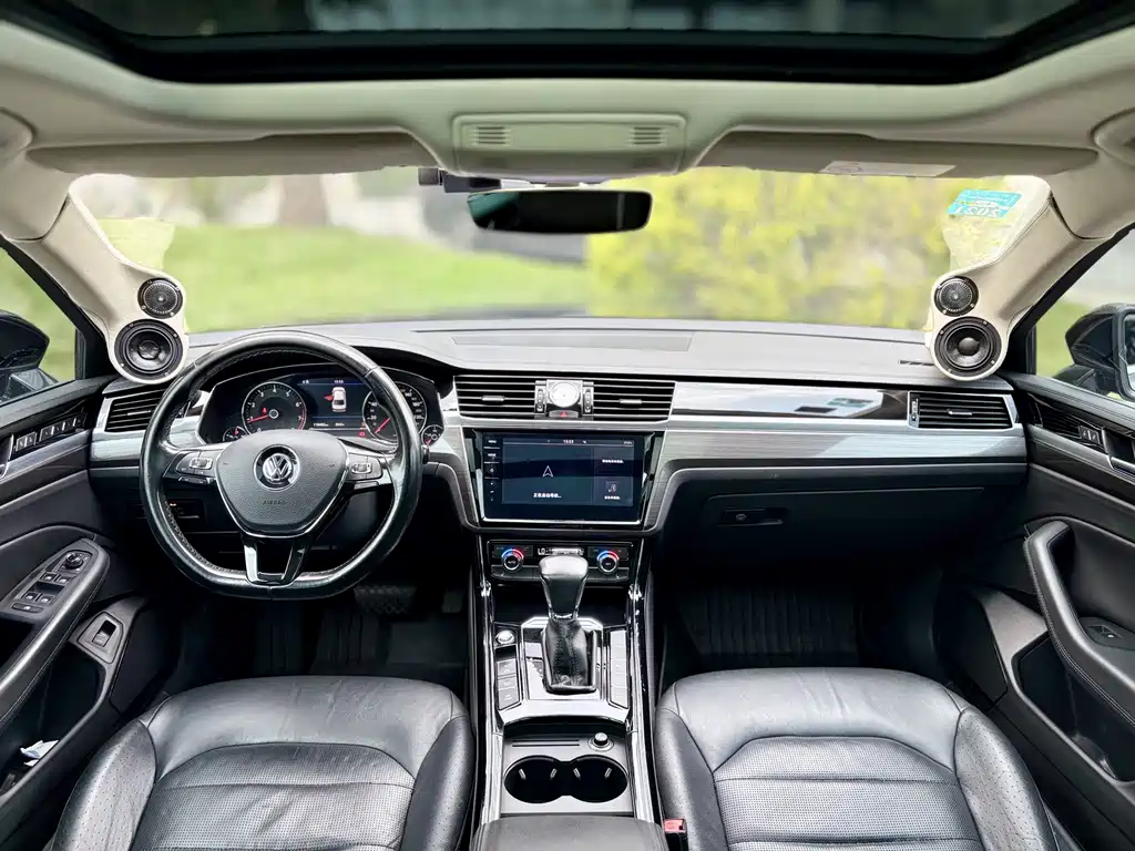 Volkswagen Phideon — фото 5