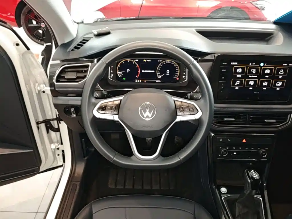 Volkswagen Tharu — фото 11