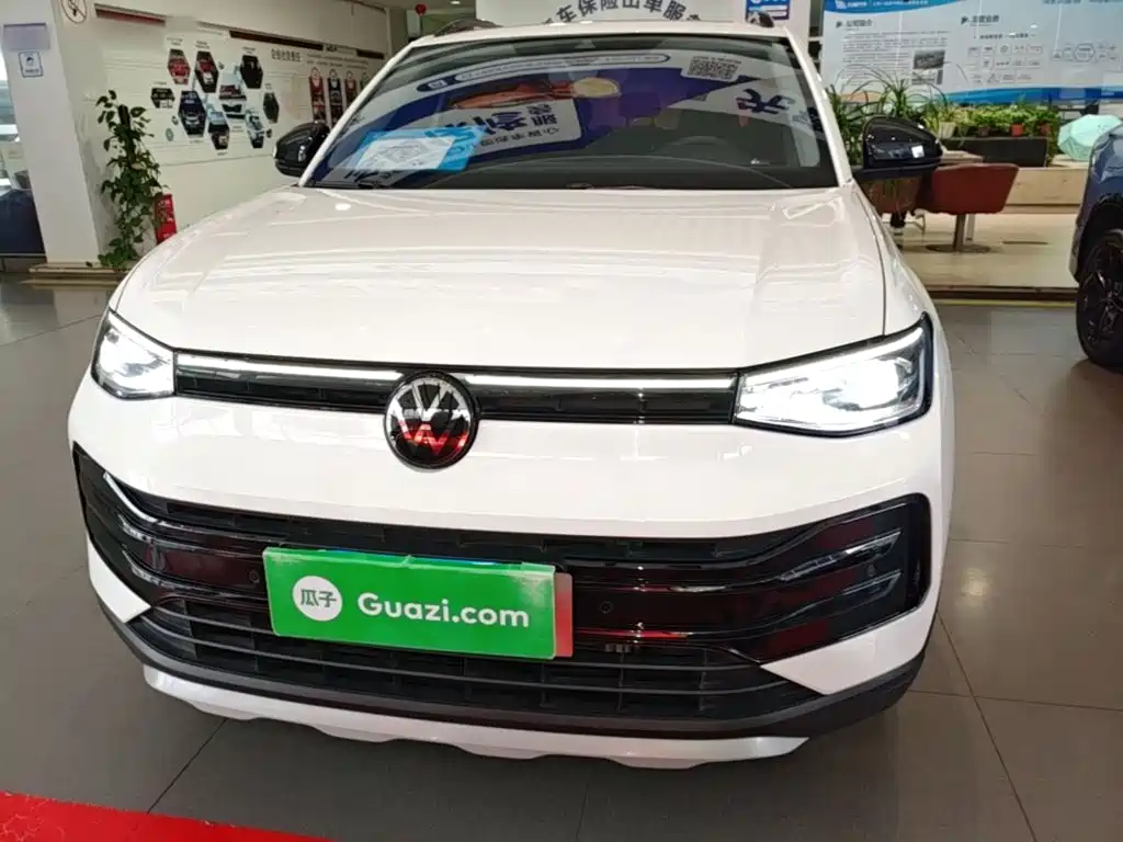 Volkswagen Tharu — фото 3