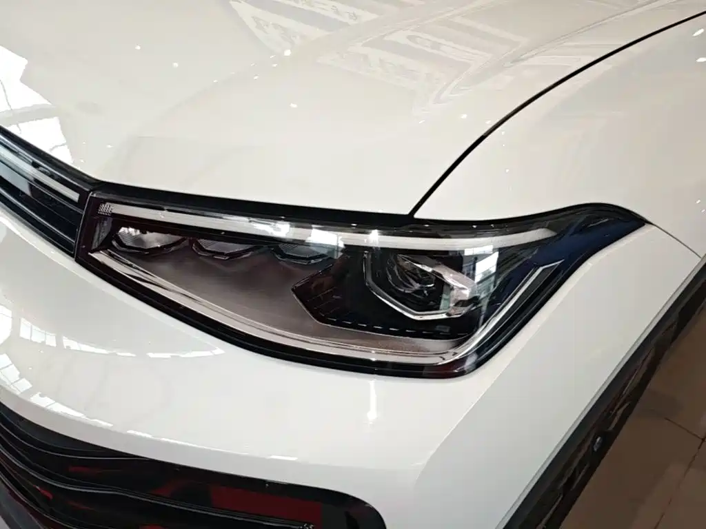 Volkswagen Tharu — фото 24