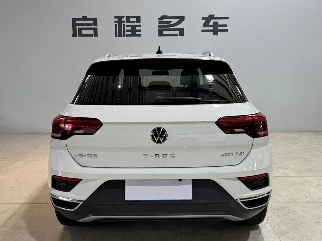 Volkswagen T-Roc — фото 5
