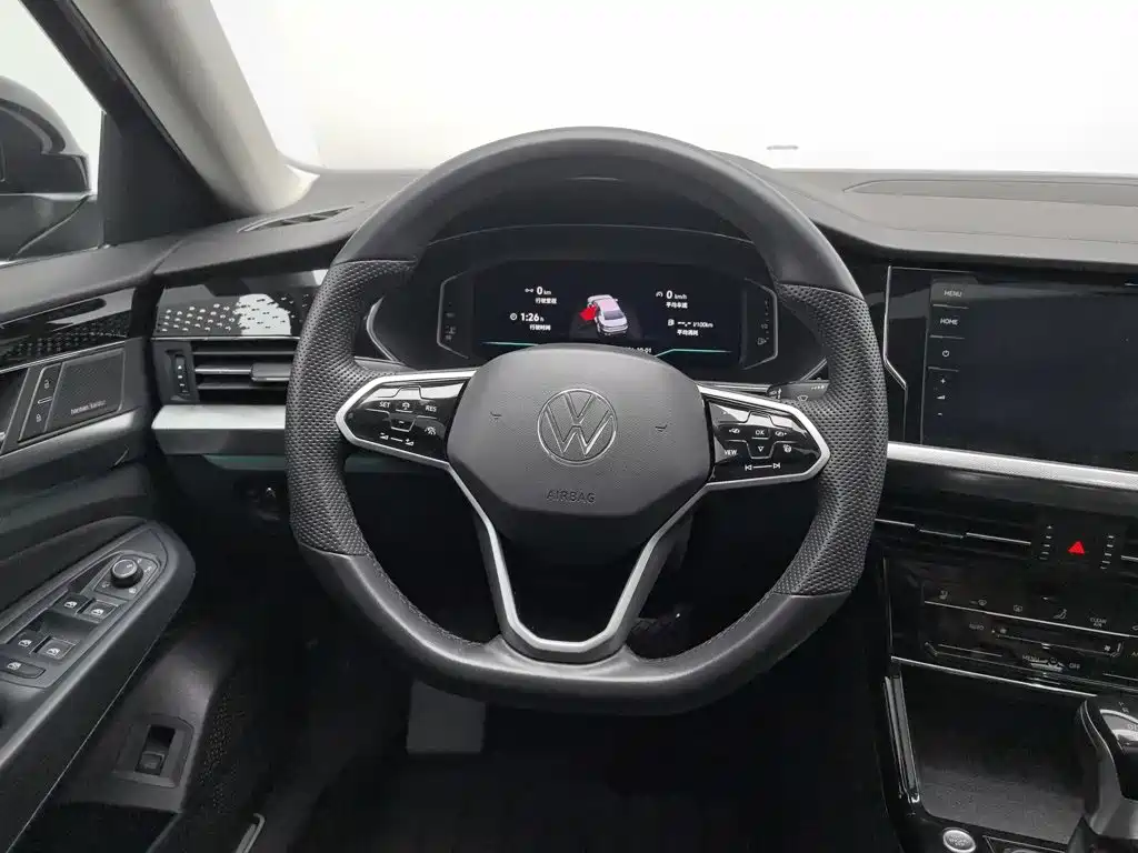 Volkswagen Passat — фото 11