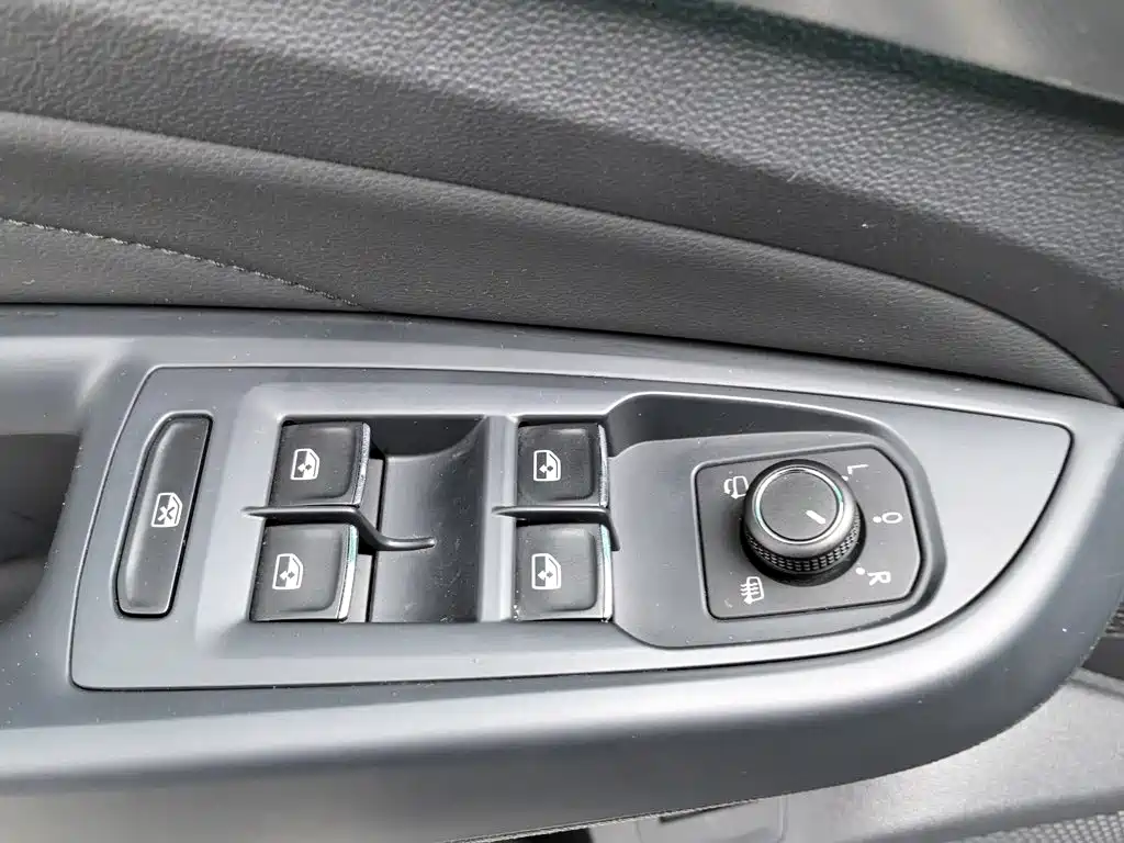 Volkswagen Passat — фото 9