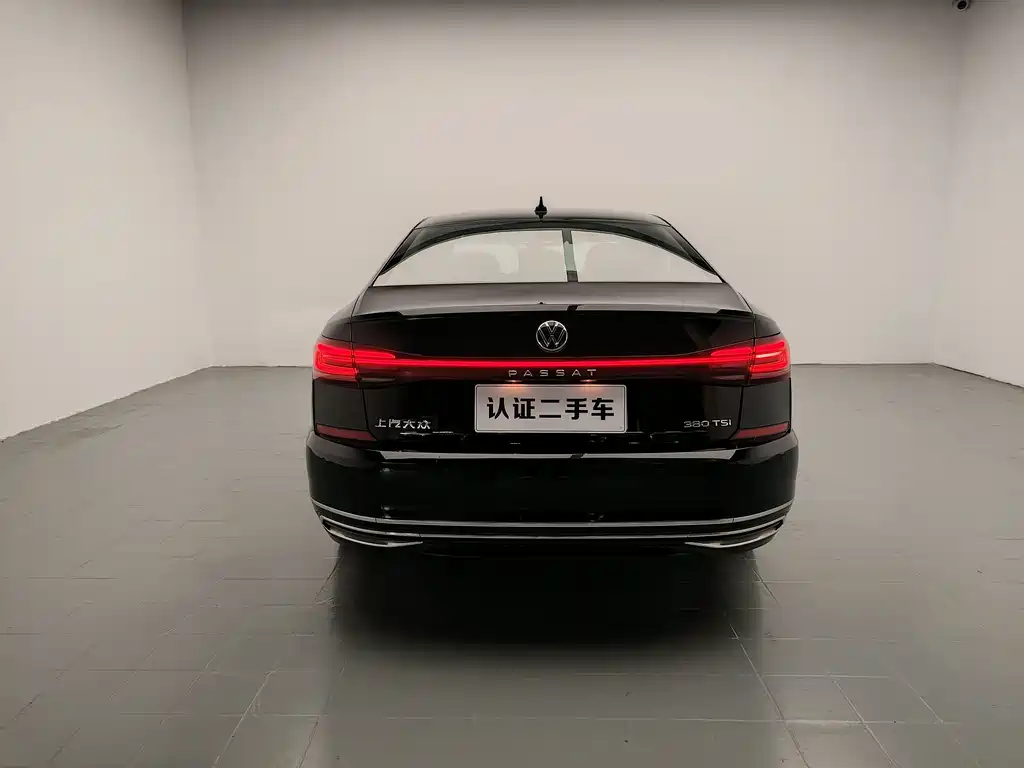 Volkswagen Passat — фото 6