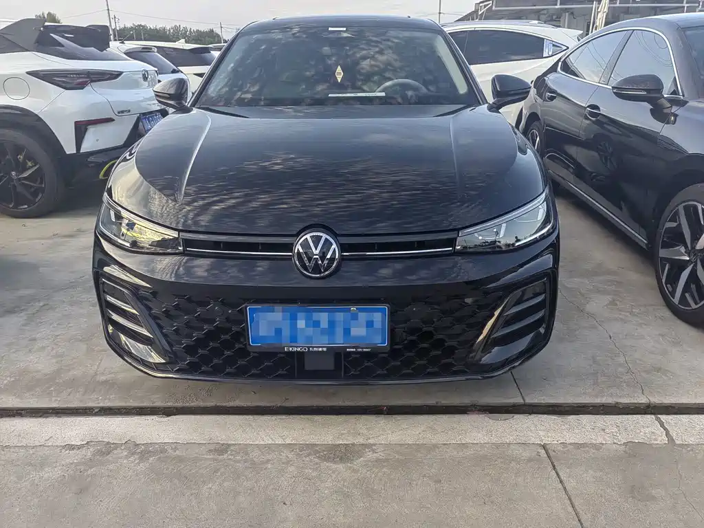 Volkswagen Passat — фото 2