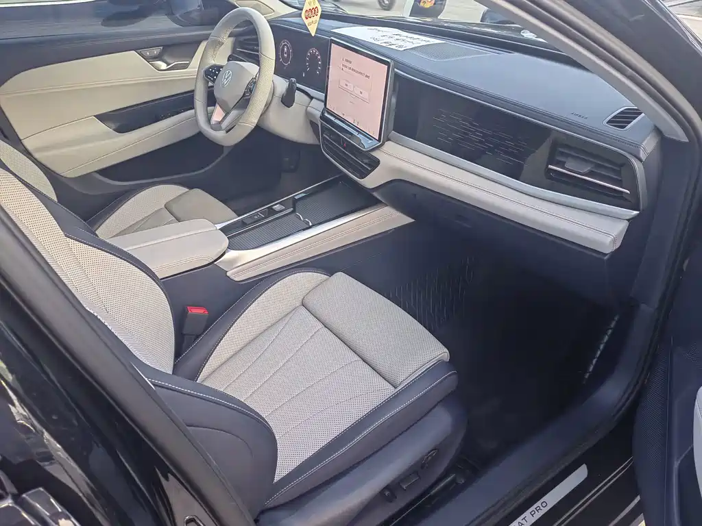 Volkswagen Passat — фото 5