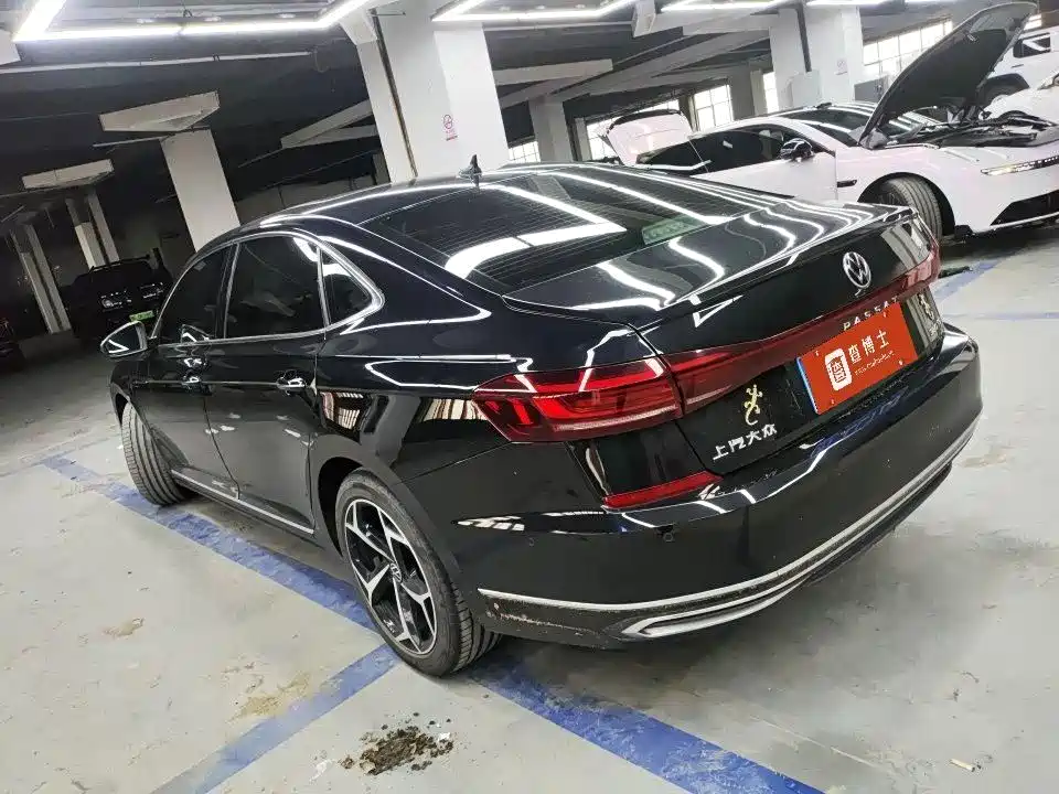 Volkswagen Passat — фото 3