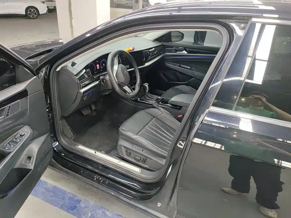 Volkswagen Passat — фото 4