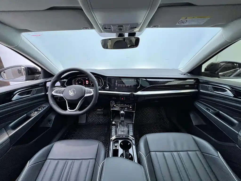 Volkswagen Passat — фото 8