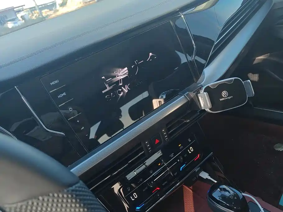 Volkswagen Passat — фото 13