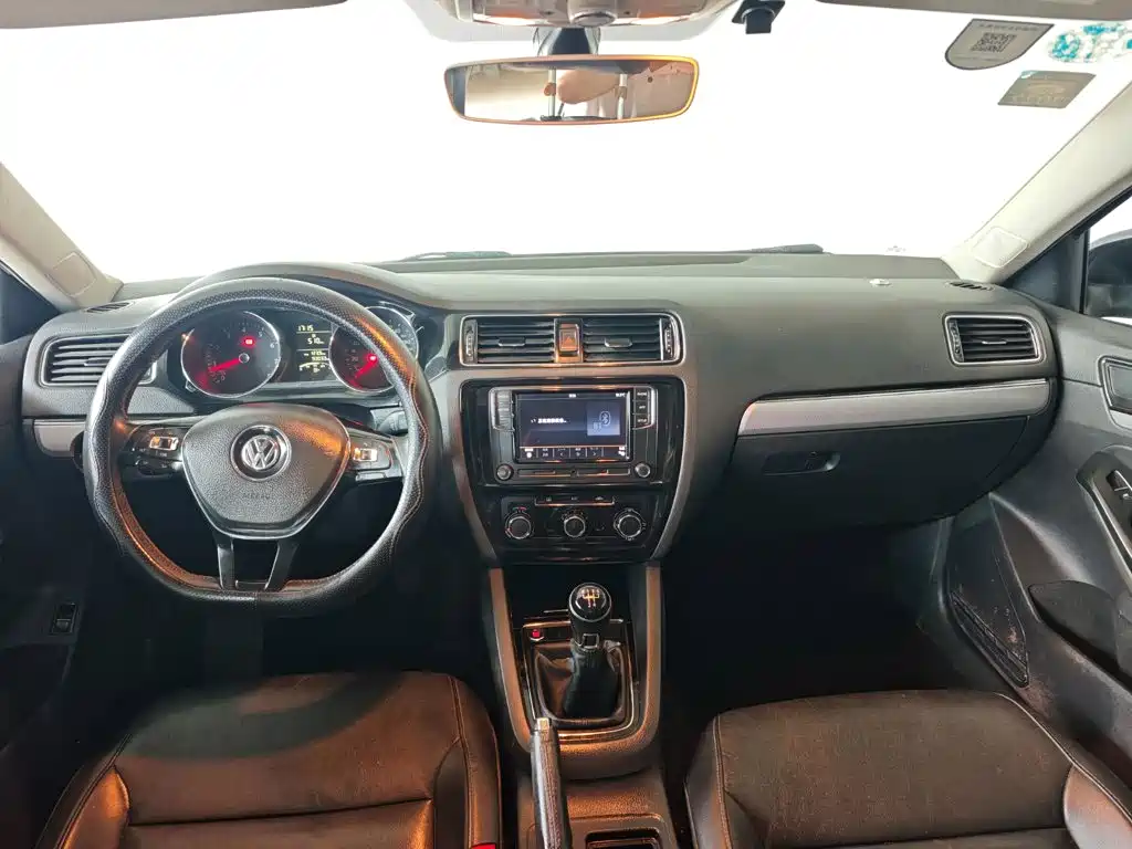 Volkswagen Sagitar — фото 5