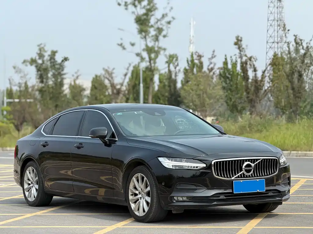 Volvo S90 — фото 3