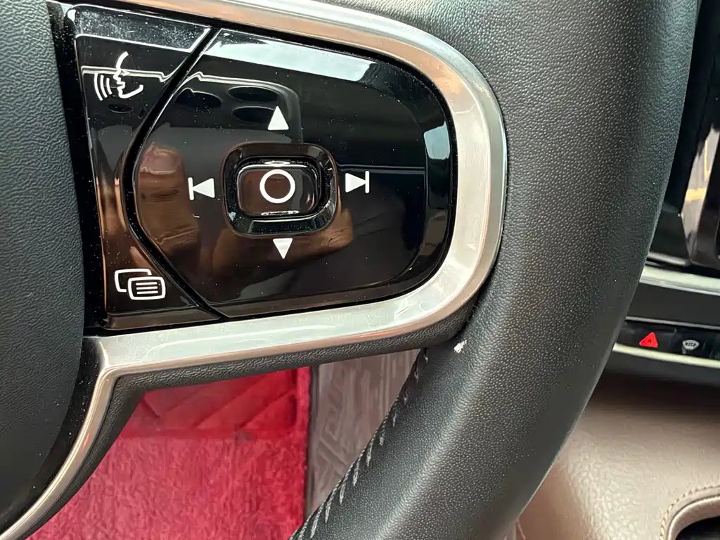 Volvo S90 — фото 26