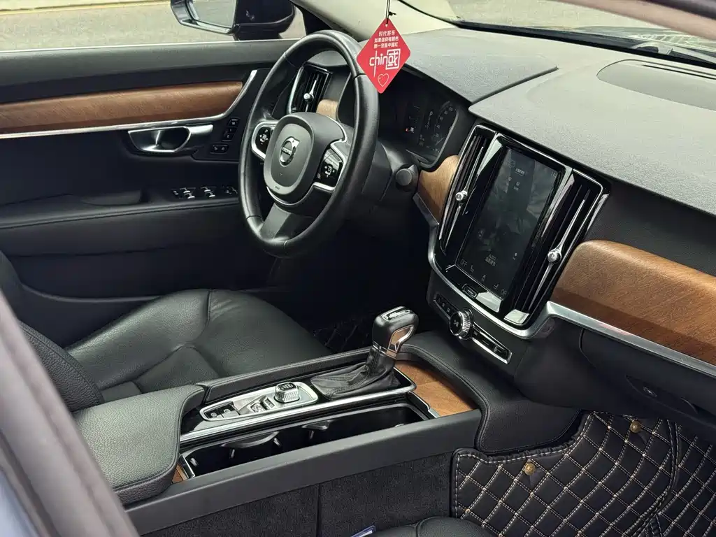 Volvo S90 — фото 11