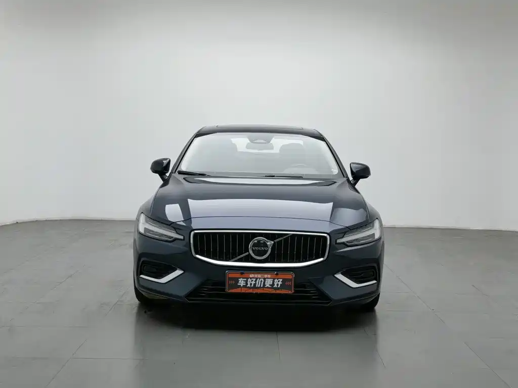 Volvo S60 — фото 3