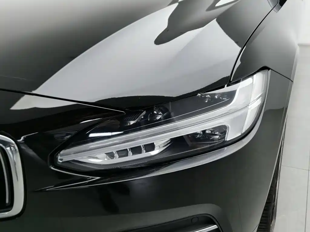 Volvo S90 — фото 7